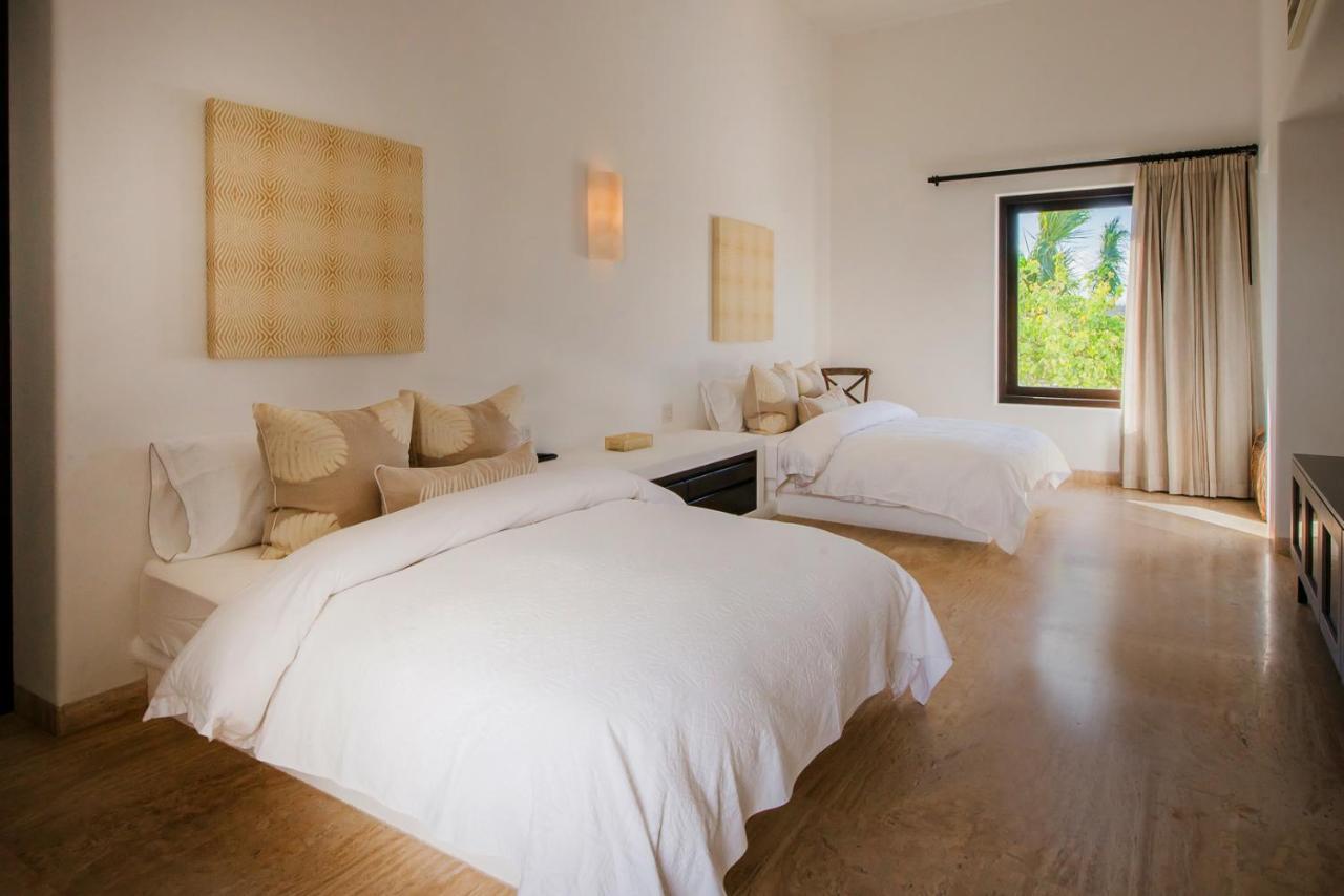 Casa Yvonne Modern Amenities Near Exclusive Golf Course Sleeps 16 Villa San José del Cabo Esterno foto