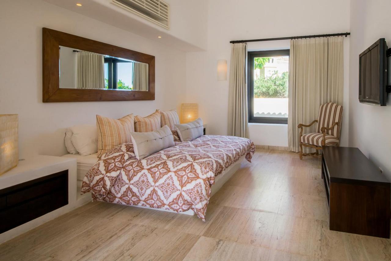Casa Yvonne Modern Amenities Near Exclusive Golf Course Sleeps 16 Villa San José del Cabo Esterno foto